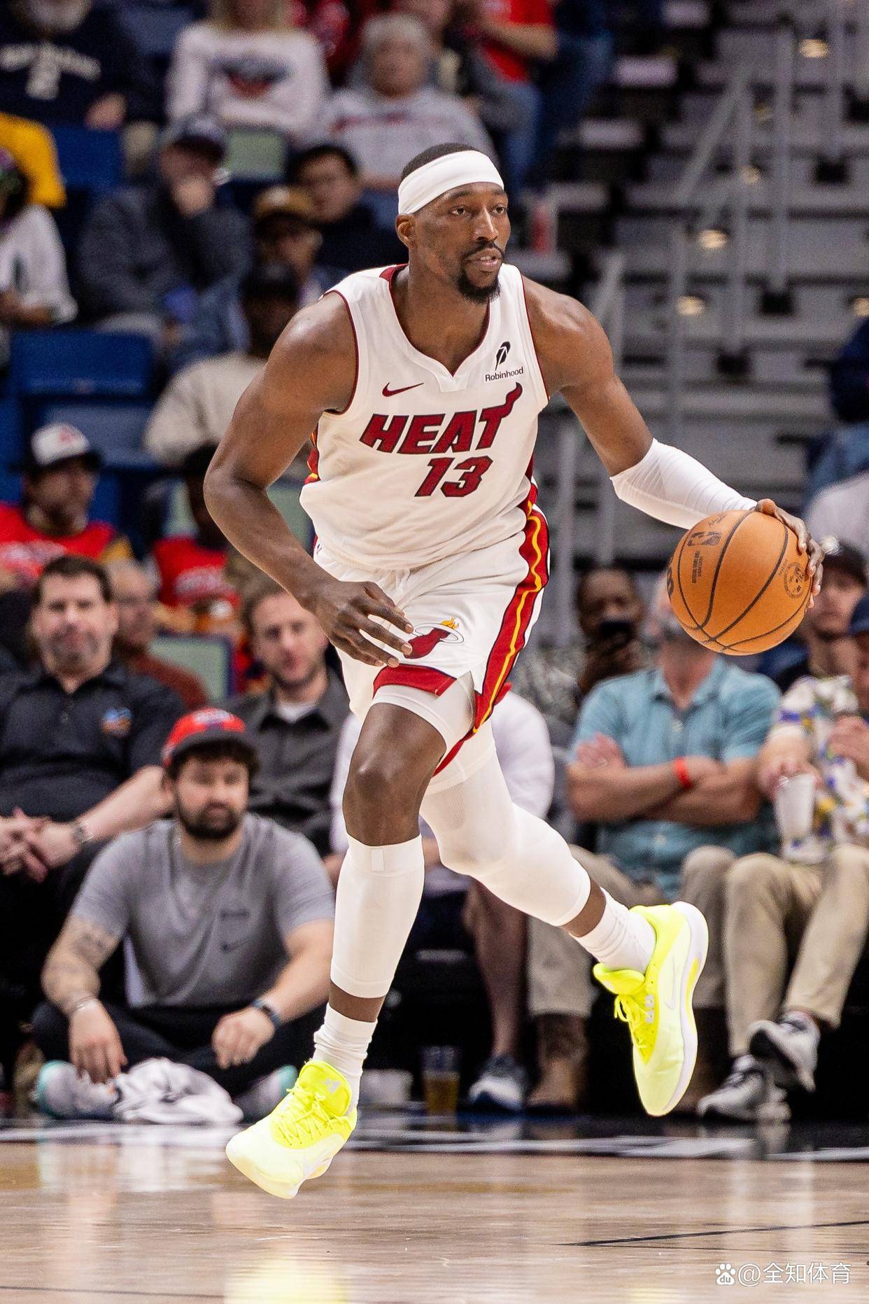 中国球员杨瀚森被nba开拓者队选中爱游戏游戏平台